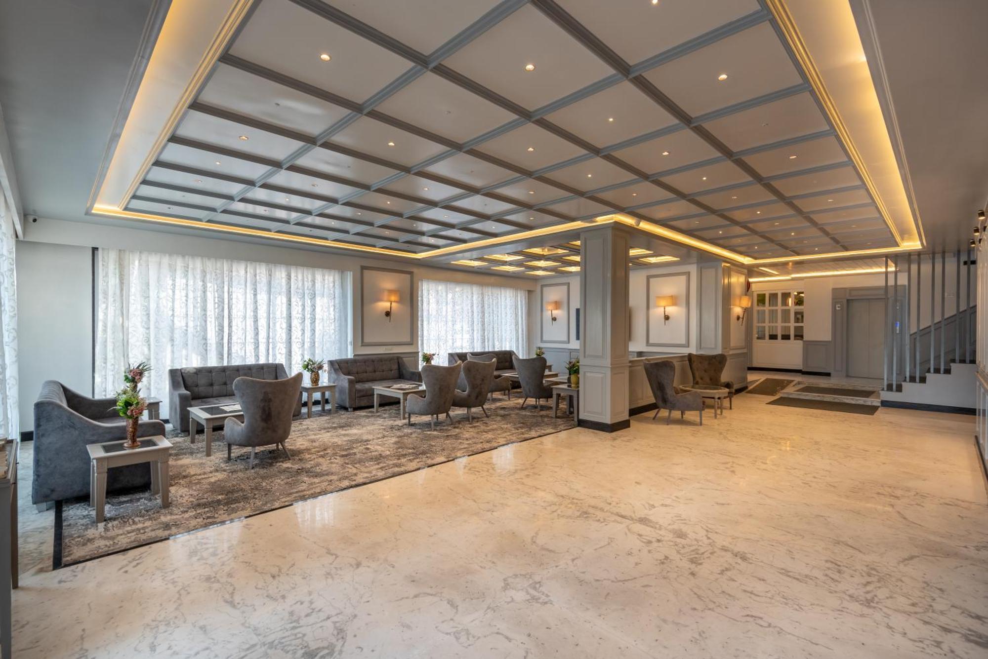 Hotel Grand Boulevard Durgjan Exteriér fotografie